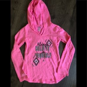 Girls size 7 Justice pullover sweatshirt! EUC.